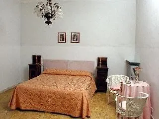 Fiorita Bed and Breakfast 3*