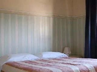 Fiorita Bed & Breakfast Siena